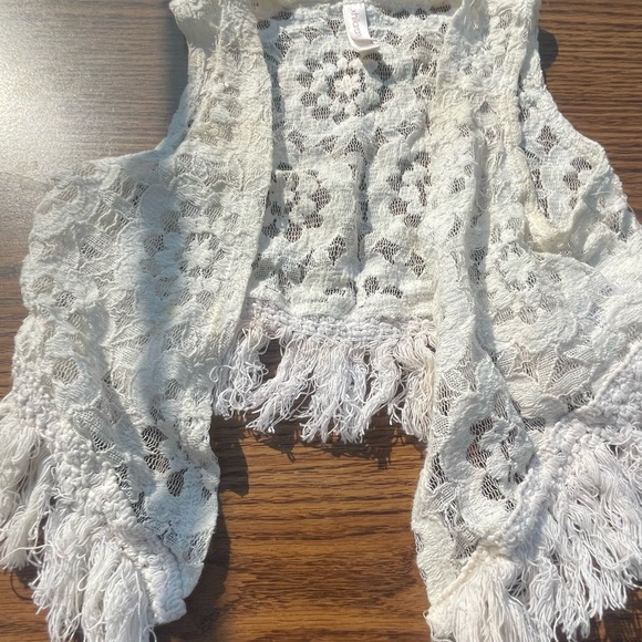 White Boho Tassel Vest by xhilaration - Picture 3 of 4